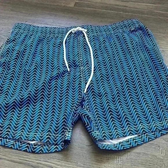 🔥LE Shark🔥 | Blue chevron  swim shorts / trunks - Picture 2 of 15